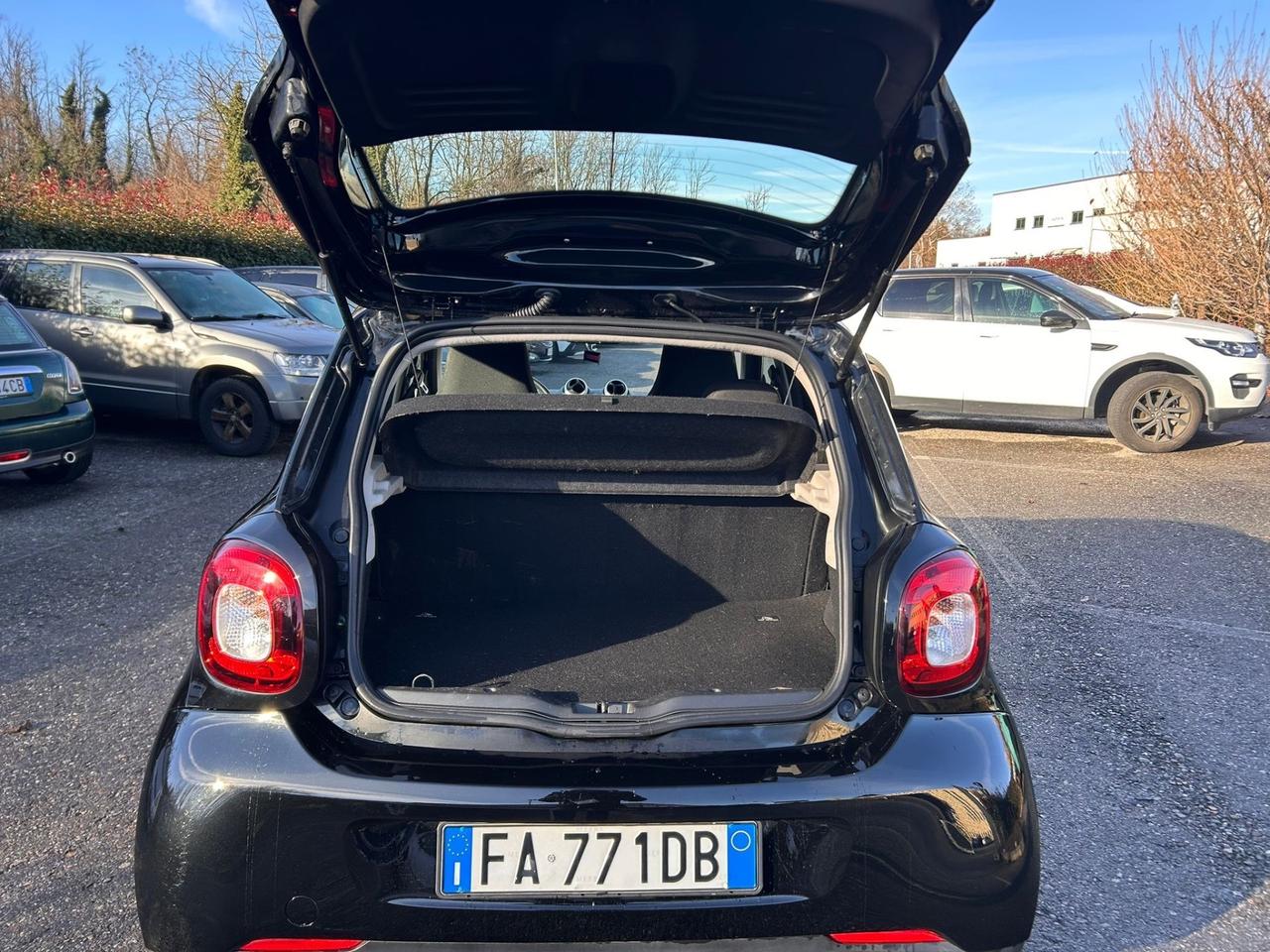 Smart ForFour 70 1.0 Prime*SOLO 70000KM*ADATTA A NEOPATENTATI*NEL PREZZO 4 GOMME