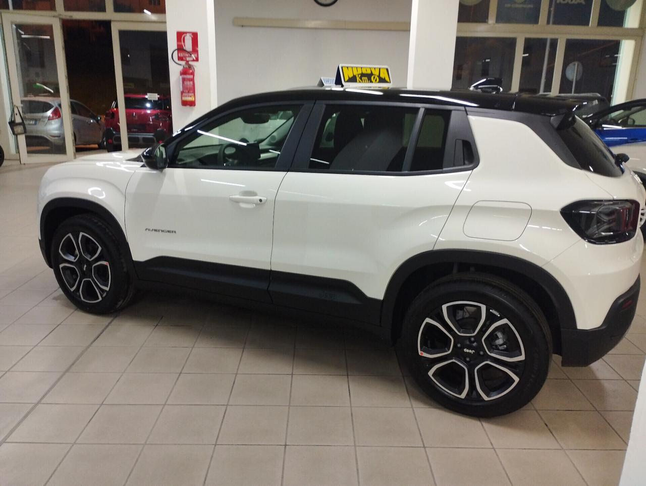 Jeep Avenger 1.2 Turbo 100 CV Summit