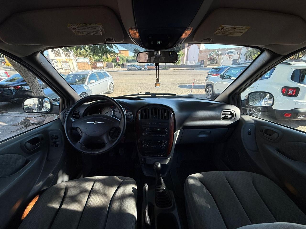 Chrysler Voyager Grand Voyager 2.5 CRD cat Limited