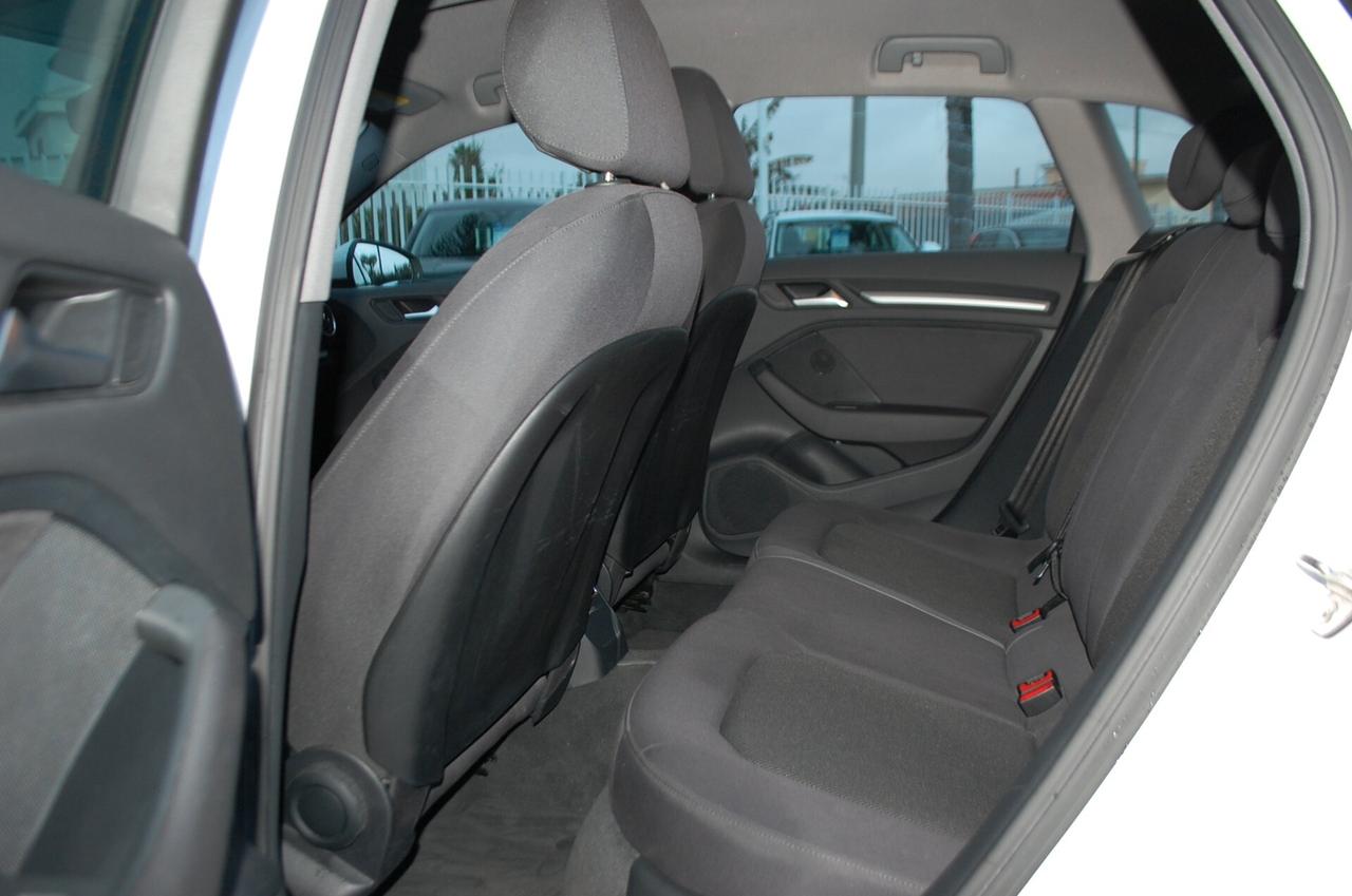 Audi A3 Sportback 30 1.5 g-tron 131CV S-Tronic Uff Italy