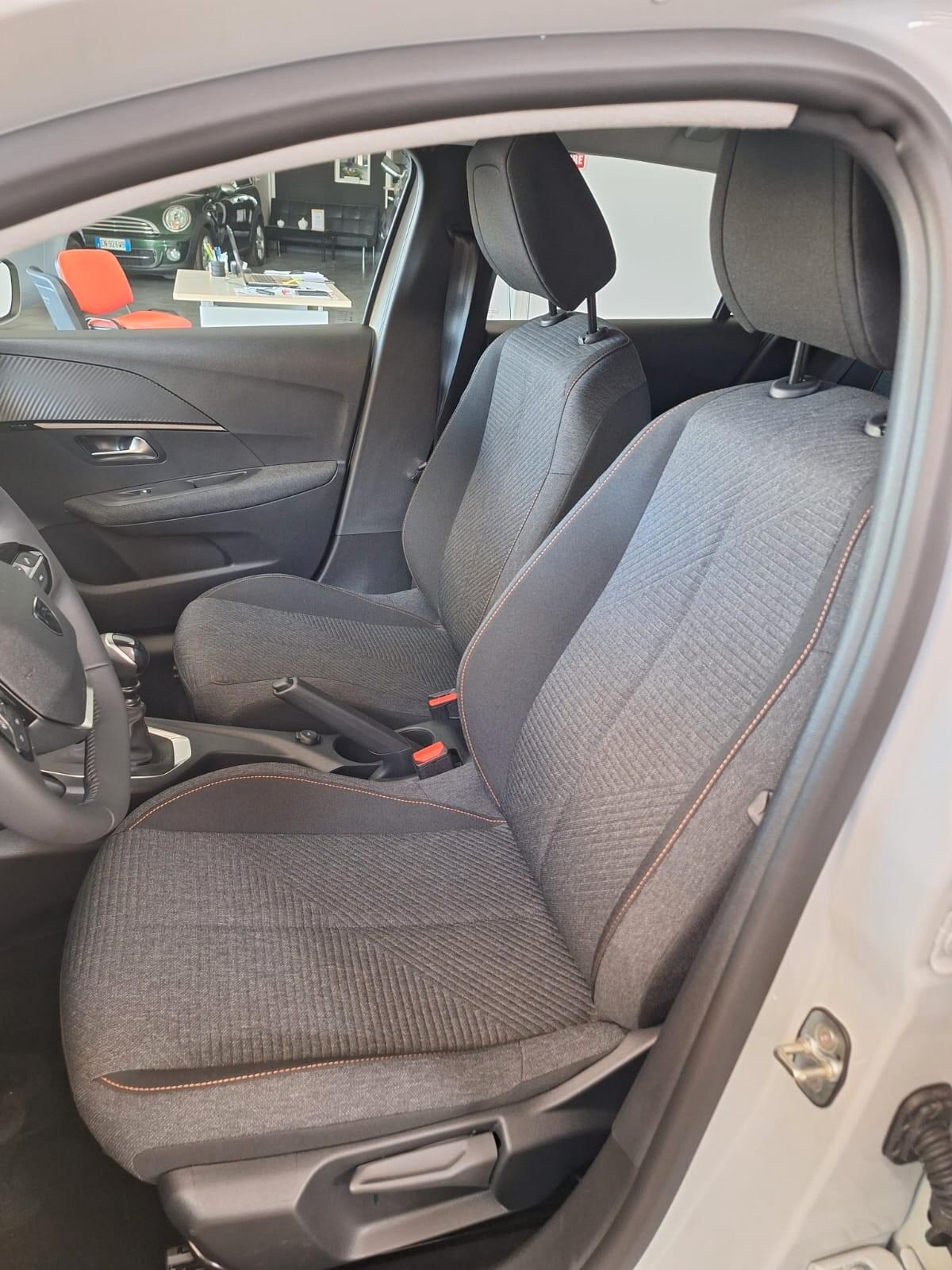Peugeot 208 110 e-DCS6 Allure NUOVA