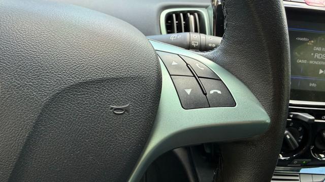 LANCIA Ypsilon 1.0 FIREFLY S&S HYBRID GOLD*R.CAM*CARPLAY*LED*TEL