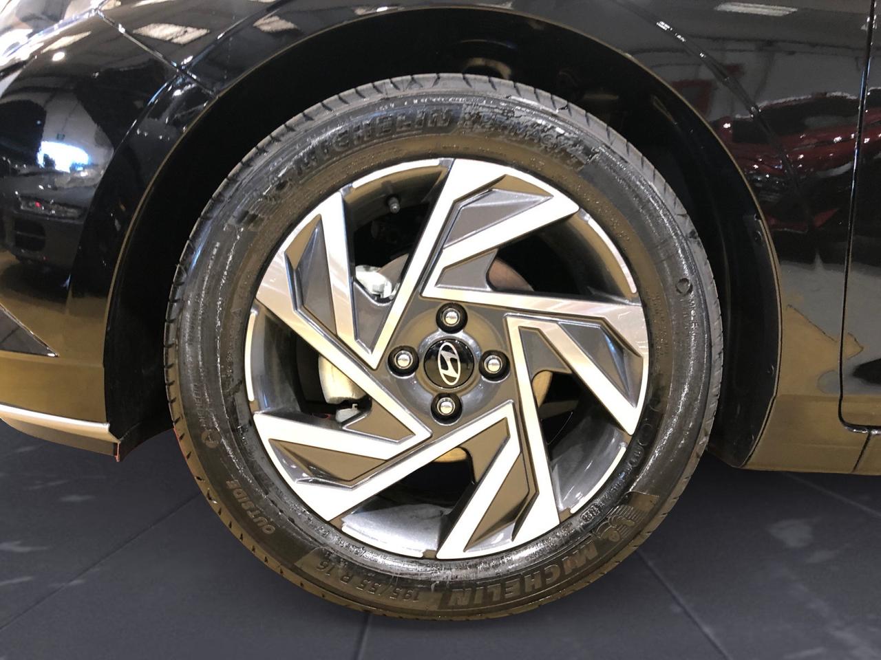 HYUNDAI I20 PE MY25 1.2 MT CONNECTLINE