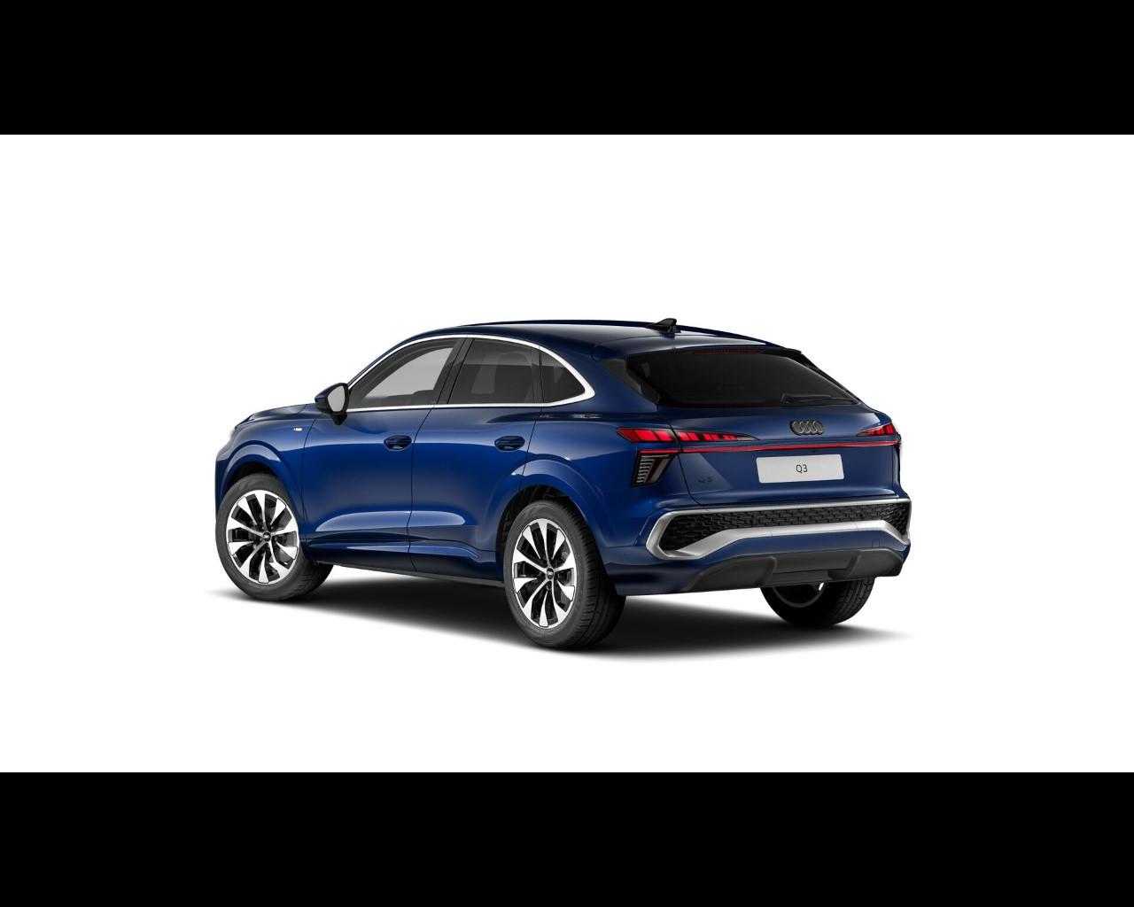 AUDI Audi Q3 Sportback Business TFSI 110 kW S tronic