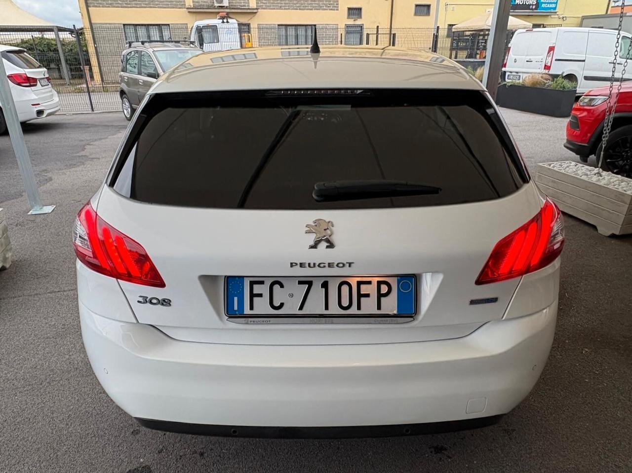 Peugeot 308 1.6 BlueHDi 120cv Allure