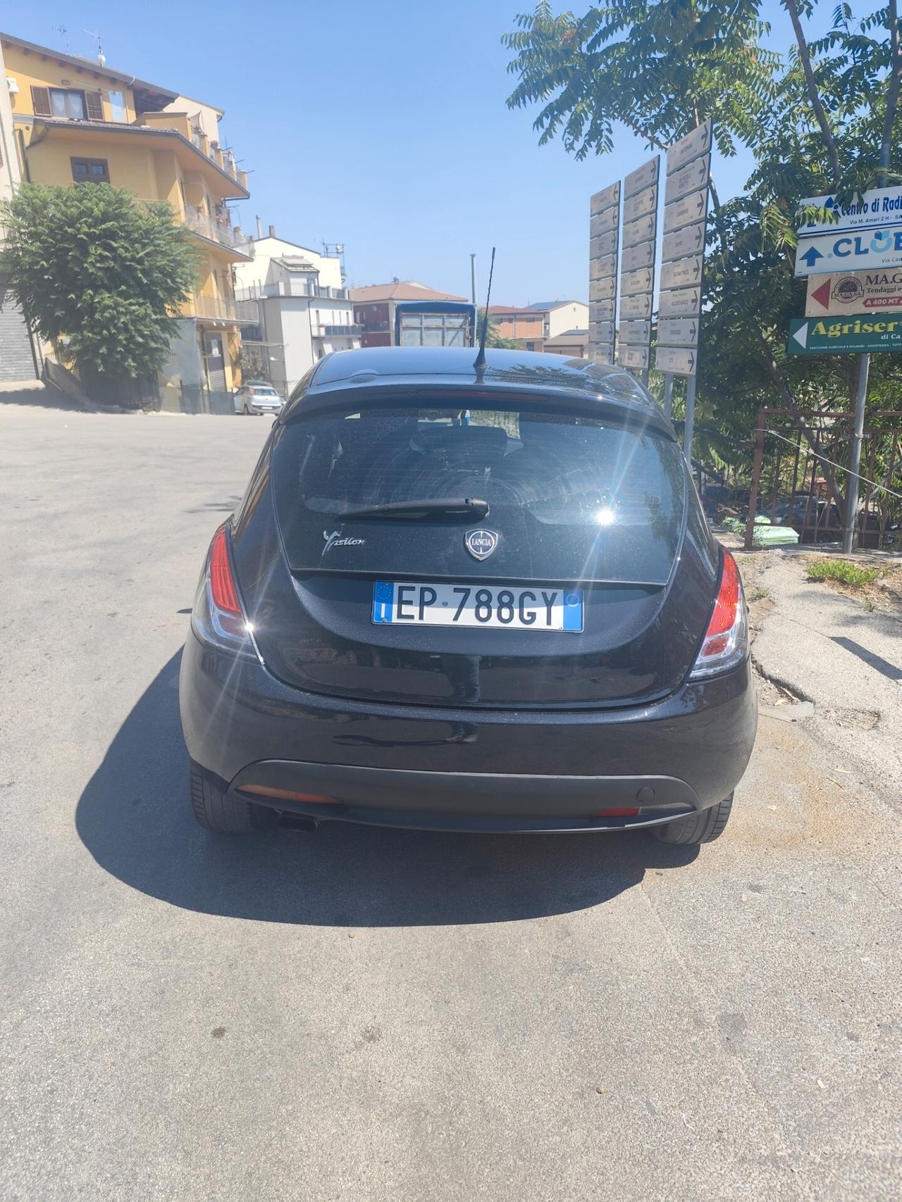 Lancia Ypsilon 1.3 MJT 16V 95 CV 5 porte S&S Gold