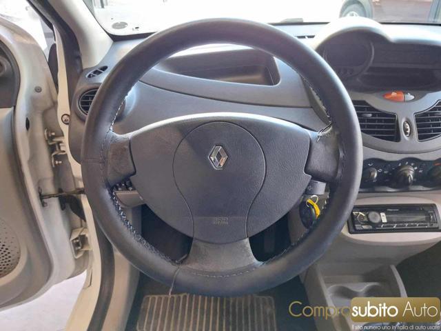 RENAULT Twingo 1.2 16V Dynamique