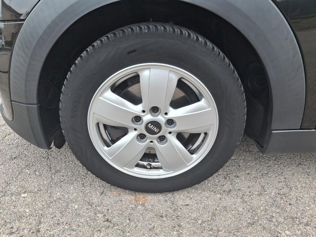 Mini Cooper D 5 porte - 2015