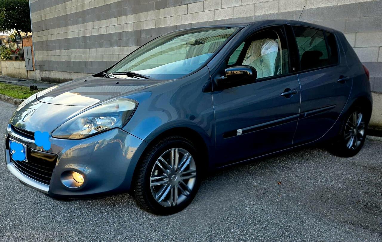 Renault Clio Live!1.2 benzina neopatentati euro5