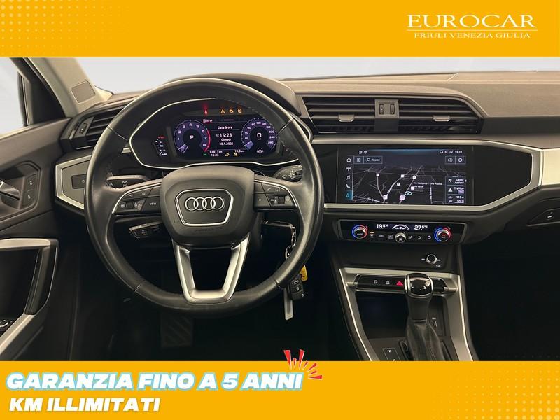 Audi Q3 35 1.5 tfsi business s-tronic