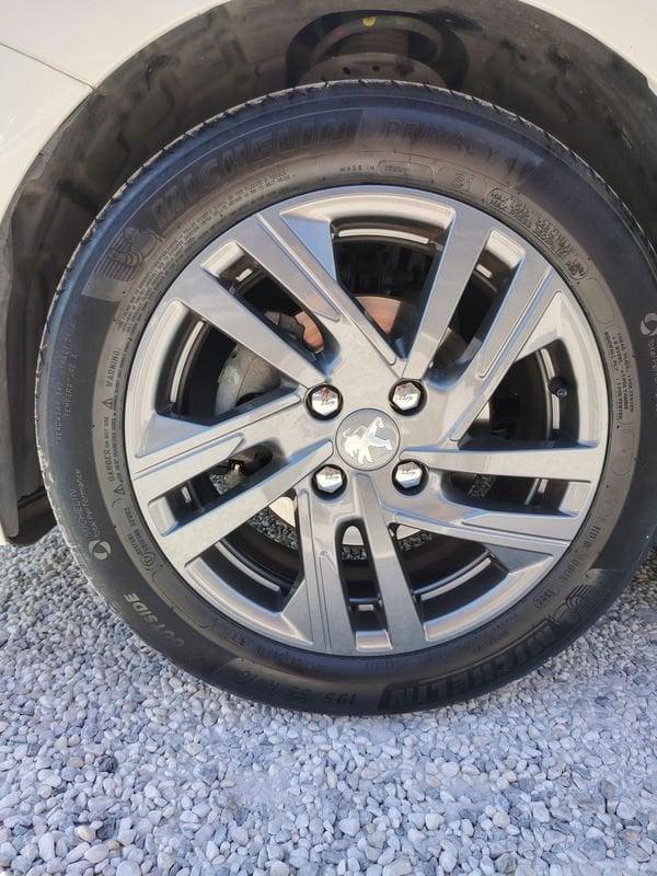 Peugeot 208 P.T. 75 Stop&Start 5 porte Active Pack