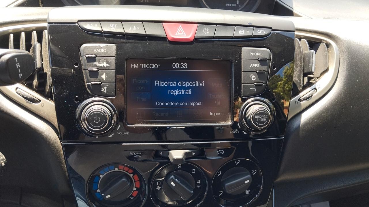 LANCIA YPSILON 1.2 BENZINA