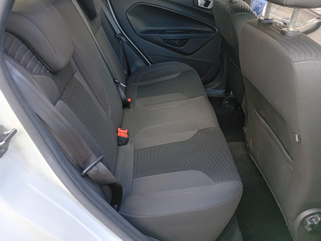 FORD FIESTA 1.5 DIESEL TITANIUM UNICOPROPRIETARIO