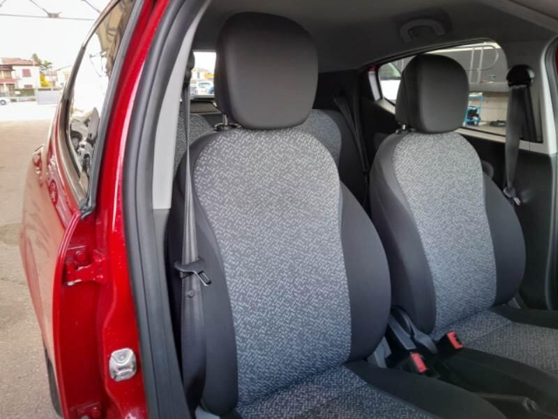 LANCIA YPSILON 1000 CC 70 CV SILVER