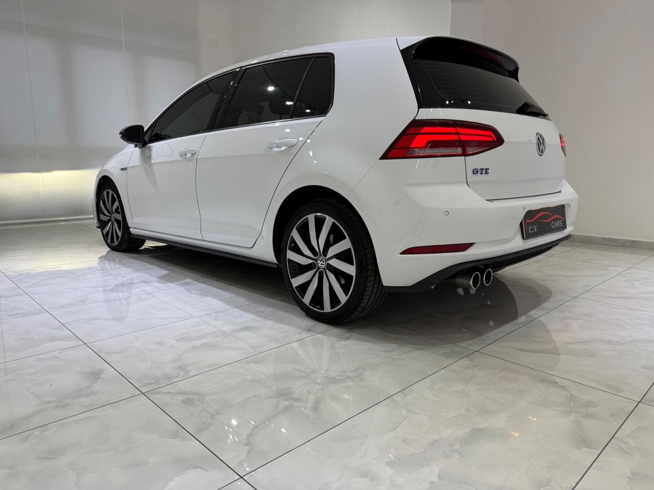 VOLKSWAGEN GOLF GTE UNICO PROPRIETARIO