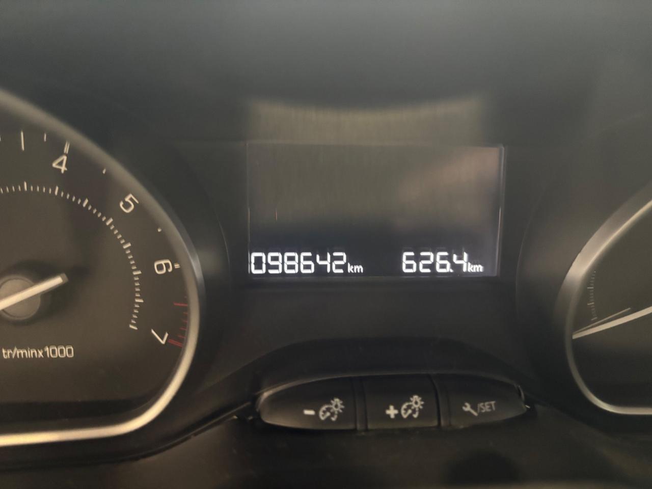 Peugeot 208 PureTech 82 5 porte Active