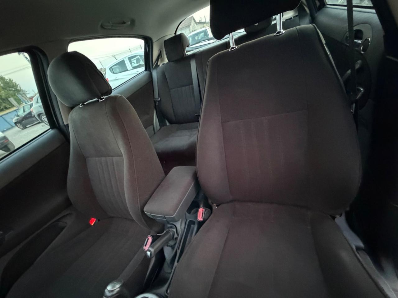 Alfa Romeo 147 1.6 16V TS 5 porte Distinctive