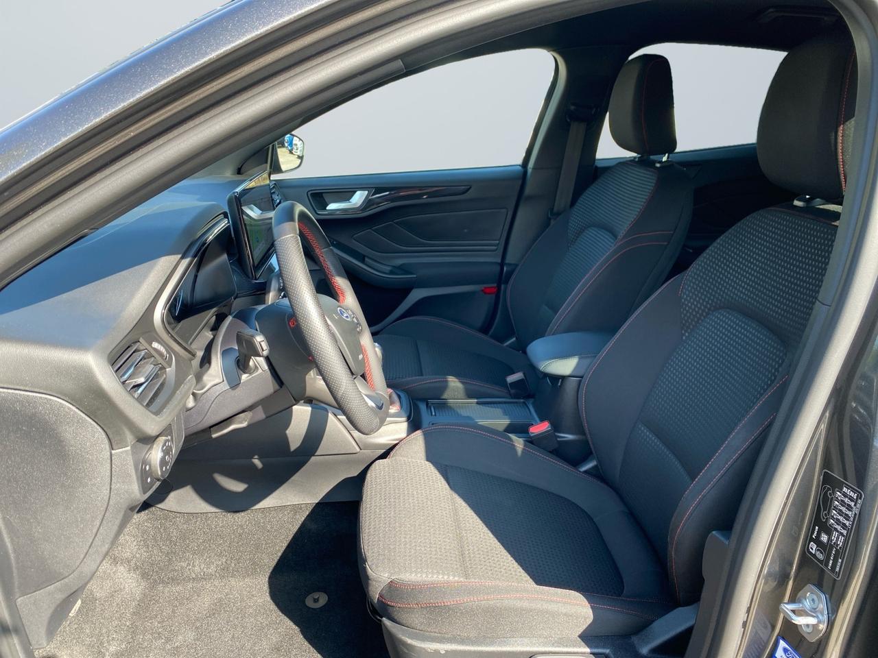 FORD Focus V 2022 - Focus 1.0 ecoboost h ST-Line 125cv