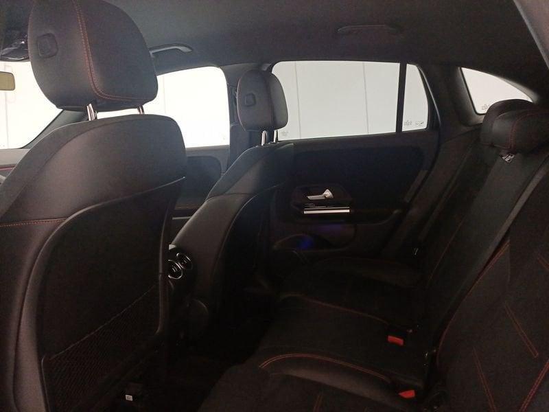 Mercedes-Benz GLA GLA-H247 2020 180 d Premium auto