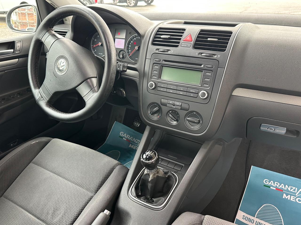 Volkswagen Golf 1.6 16V FSI 5p. Sportline