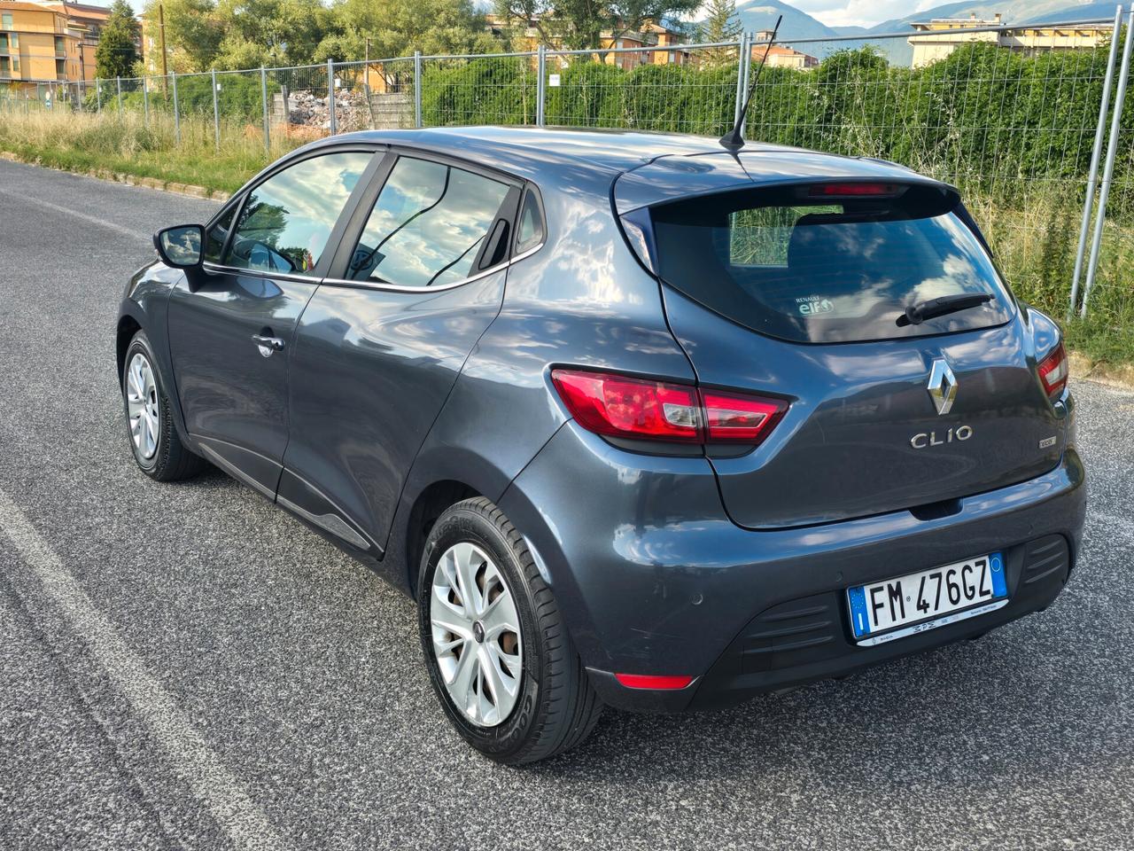 Renault Clio dCi 8V 75 CV 5 porte Duel