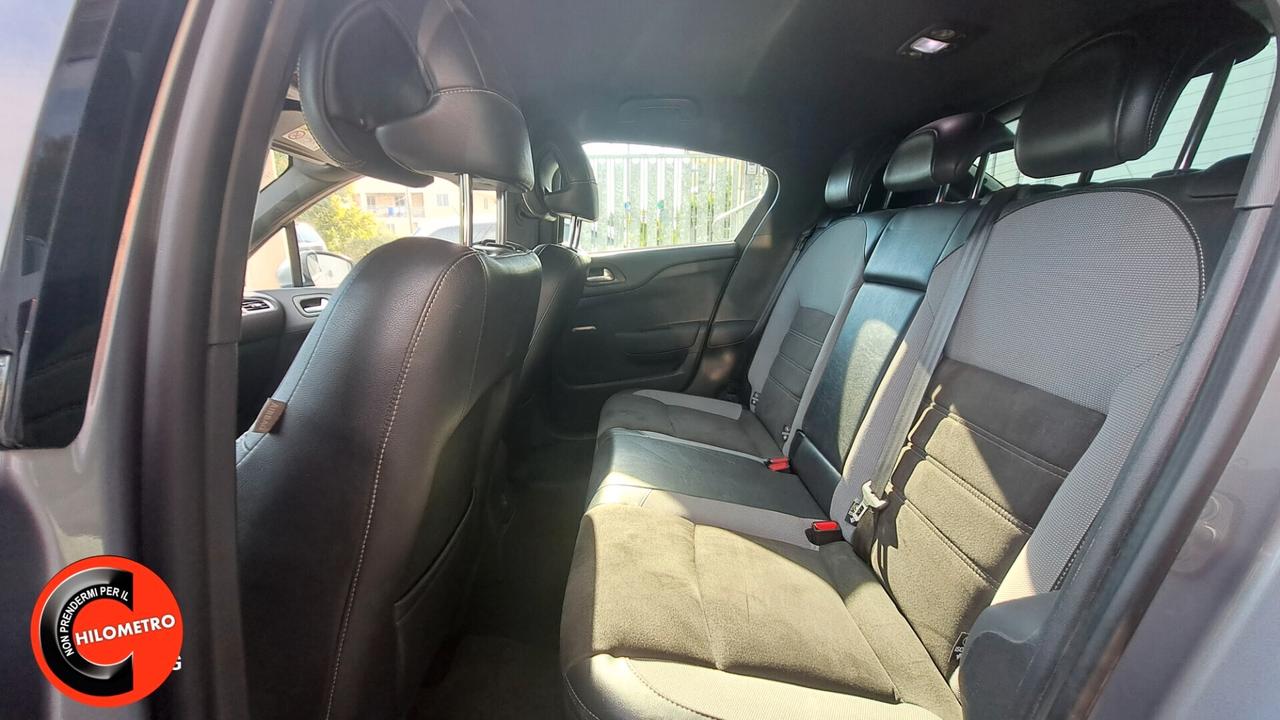 Ds DS4 DS 4 BlueHDi 120 Sport Chic