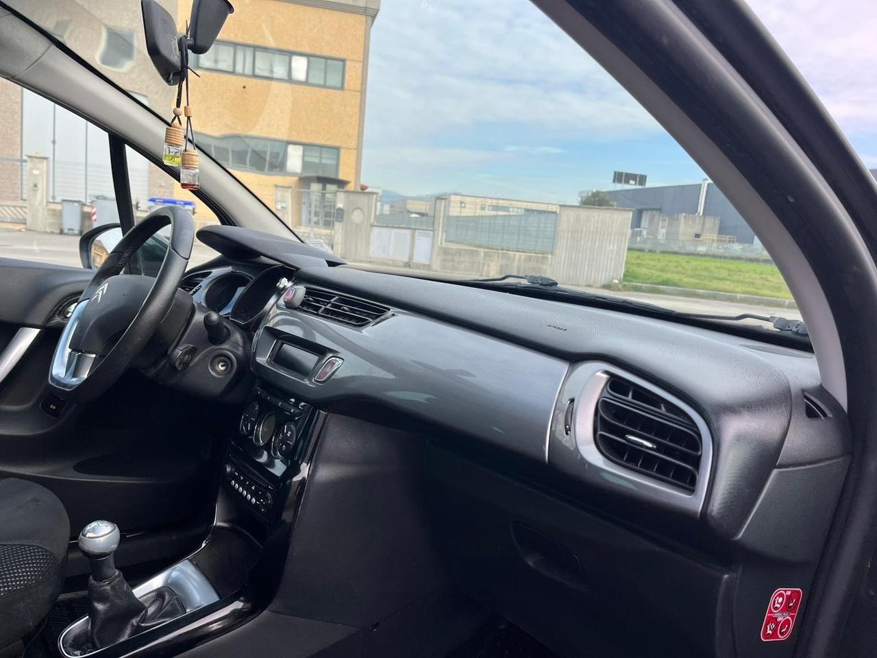 Citroen C3 1.4 Exclusive Style GPL 117000 km