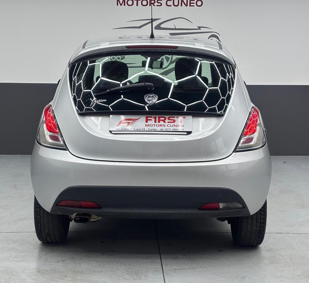Lancia Ypsilon 1.2 69 CV 5 porte Platinum