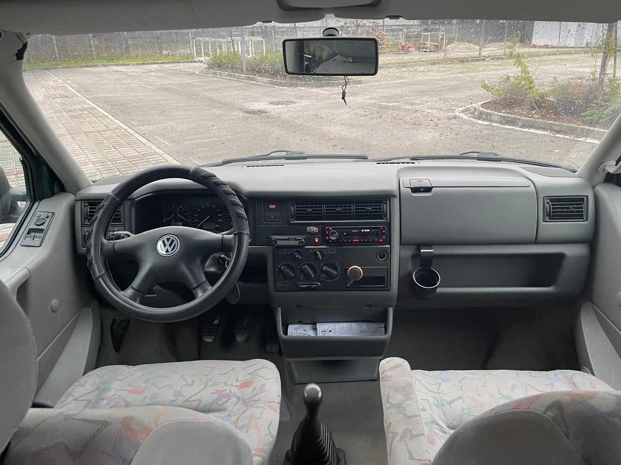 Volkswagen Transporter Transp. 2.5 TDI/102CV cat Multivan All.