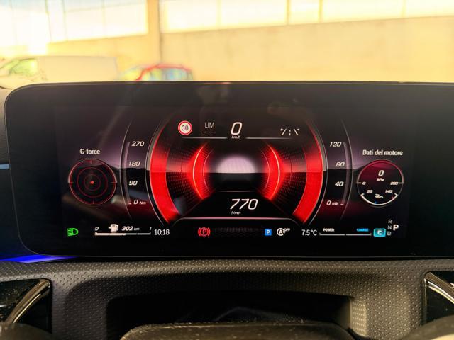 MERCEDES-BENZ A 200 Automatic AMG Line Premium