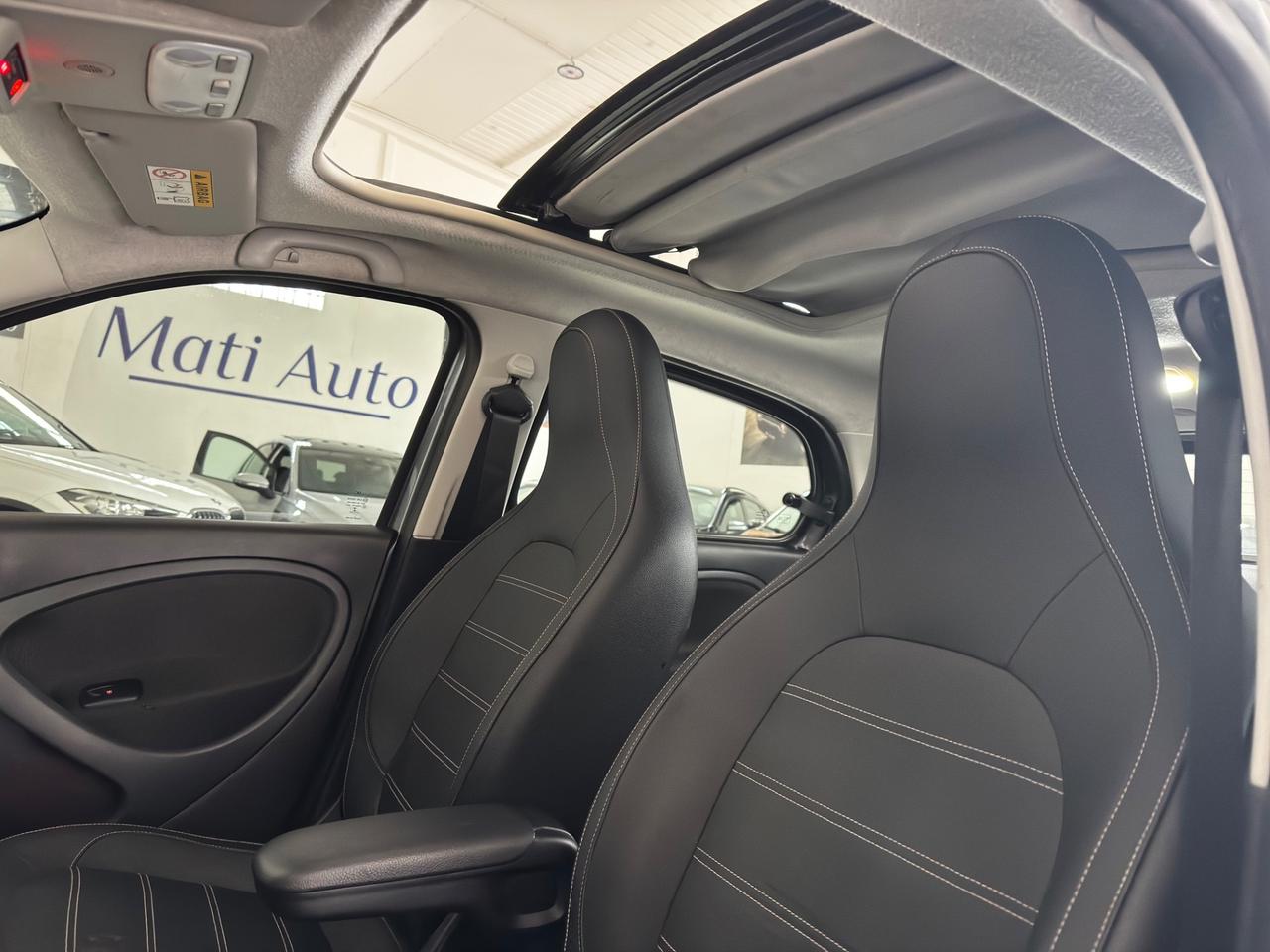 Smart ForFour 90 0.9 Turbo twinamic JBL BRABUS