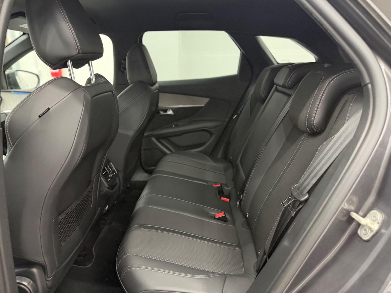 Peugeot 3008 BlueHDi 130 S&S EAT8 GT 2022