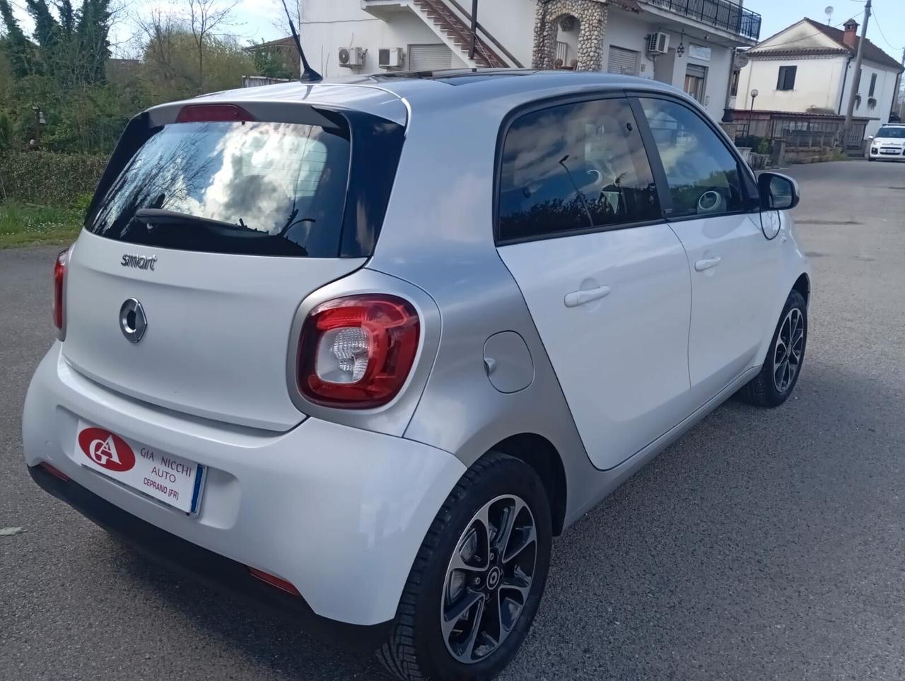 Smart ForFour PASSION 1.0 71CV KM 62000 COME NUOVA
