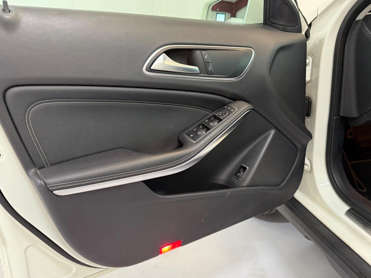 Mercedes-benz GLA 200 d Automatic Premium