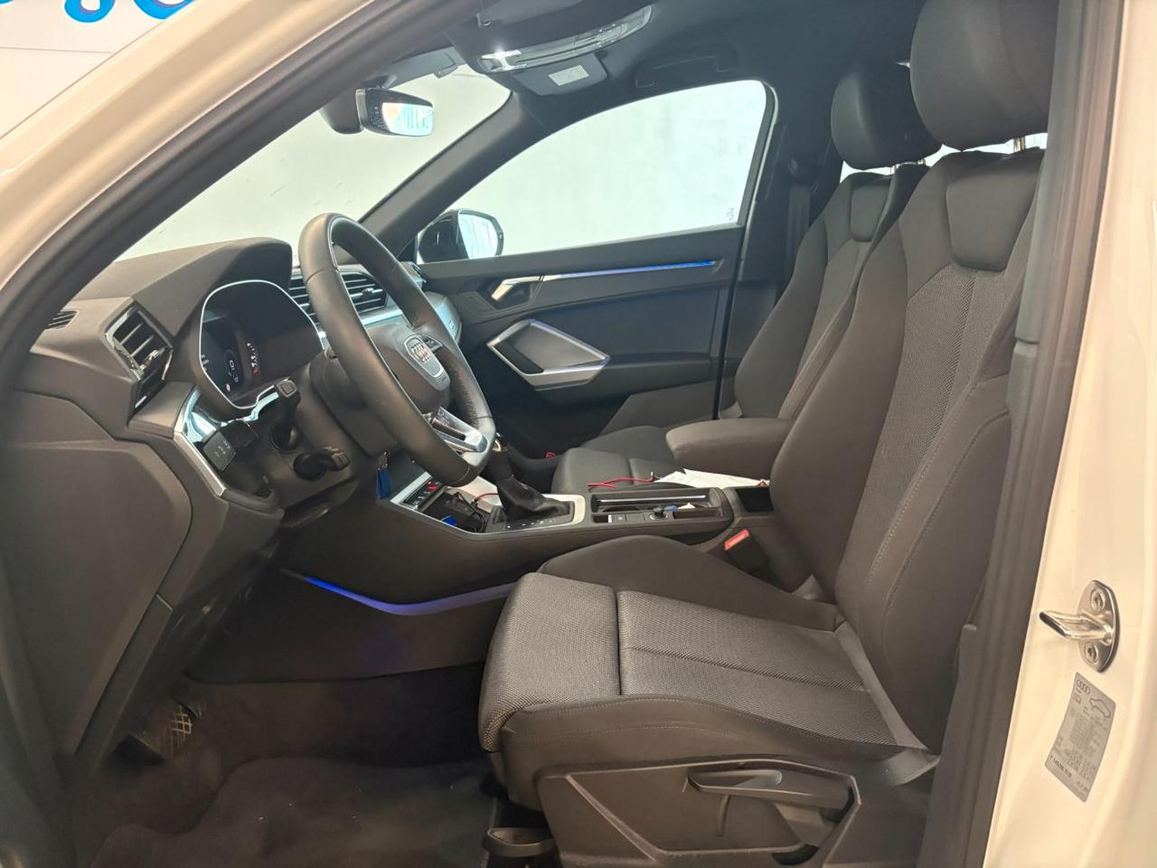 Audi Q3 Sportback 40 2.0 tdi Identity Black quattro 193cv s-tronic