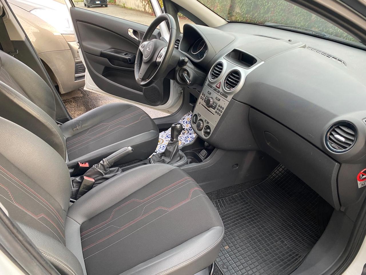 Opel Corsa 1.2 85CV 5 porte Benzina-GPL