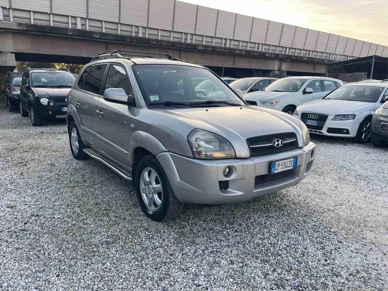 HYUNDAI TUCSON - 4X4 - 4WD - INTEGRALE - GANCIO TRAINO