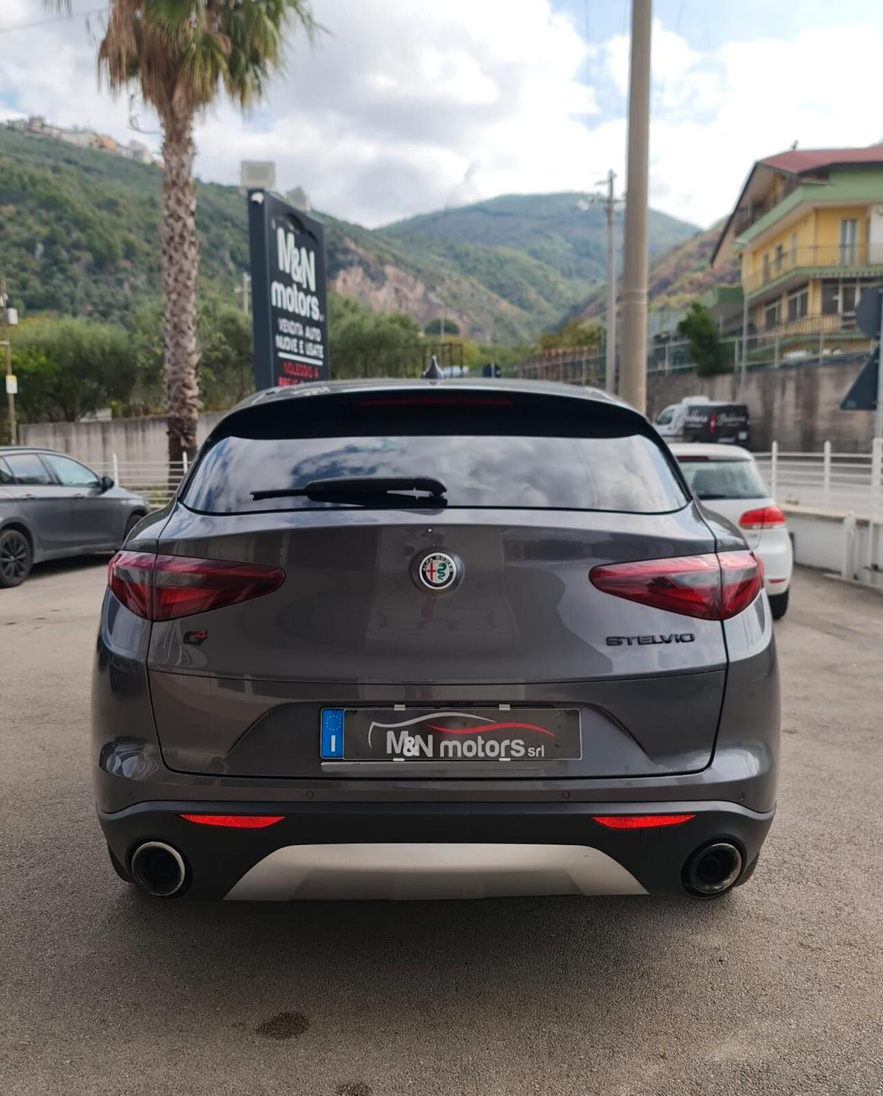 Alfa Romeo Stelvio 2.2 Turbodiesel 190 CV AT8 Q4 Executive