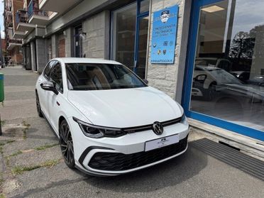 Volkswagen Golf GTI 2.0 TSI PERFORMANCE