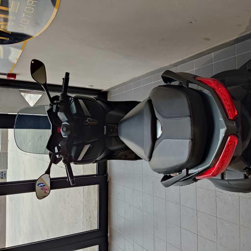 Yamaha X-Max 400 - 2016