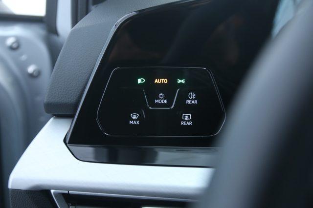 VOLKSWAGEN Golf 2.0 TDI DSG SCR Life / Neopatentati