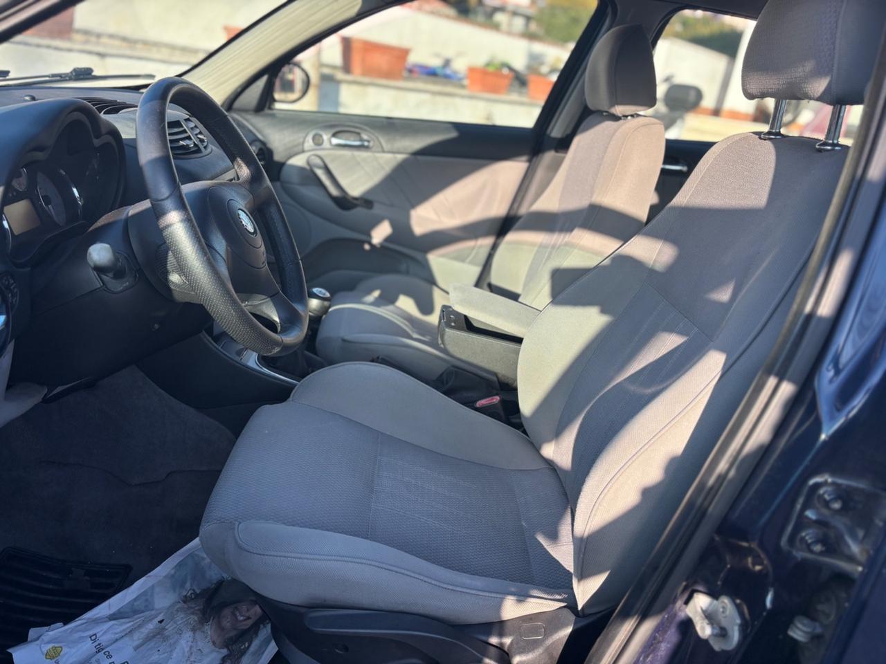 Alfa Romeo 147 1.9 JTD M-JET 16V 3 porte Dist.