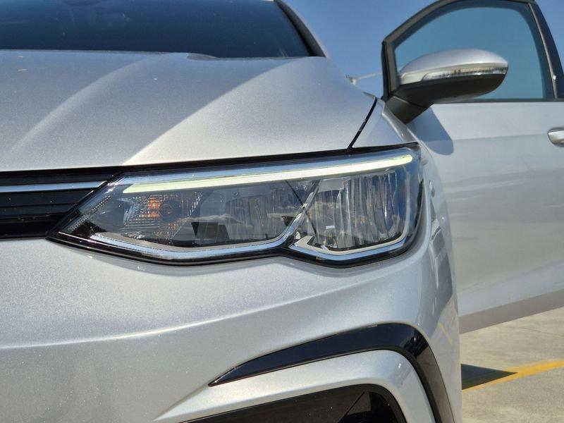 Volkswagen Golf 2.0 tdi R-Line 150cv dsg