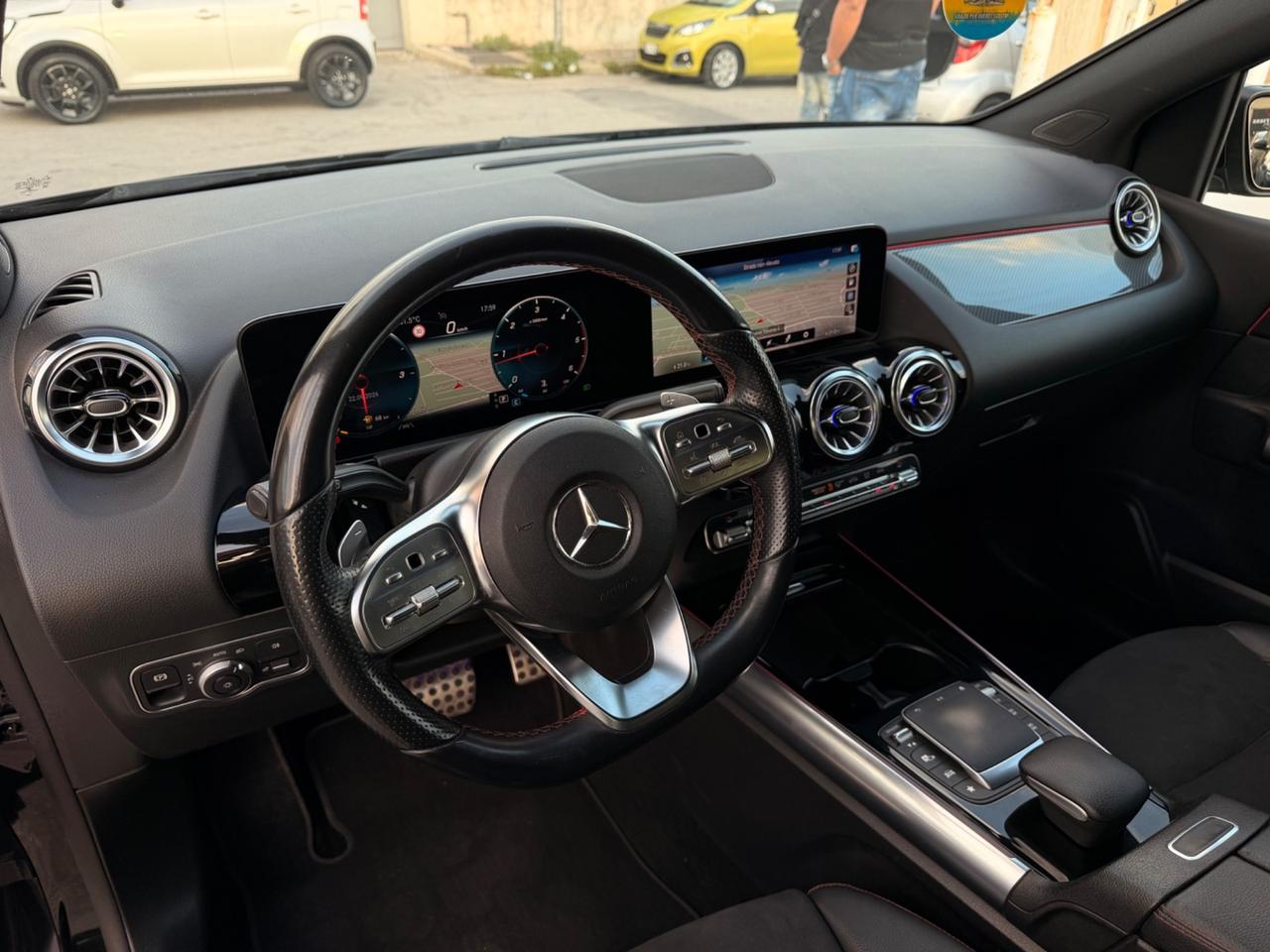 Mercedes-benz B 180 d Automatic Premium AMG KIT LUCI