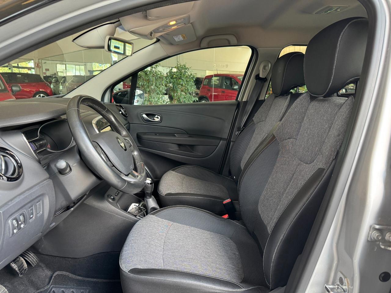 Renault Captur TCe 12V 90 CV Sport Edition2 - OK NEOPATENTATI!