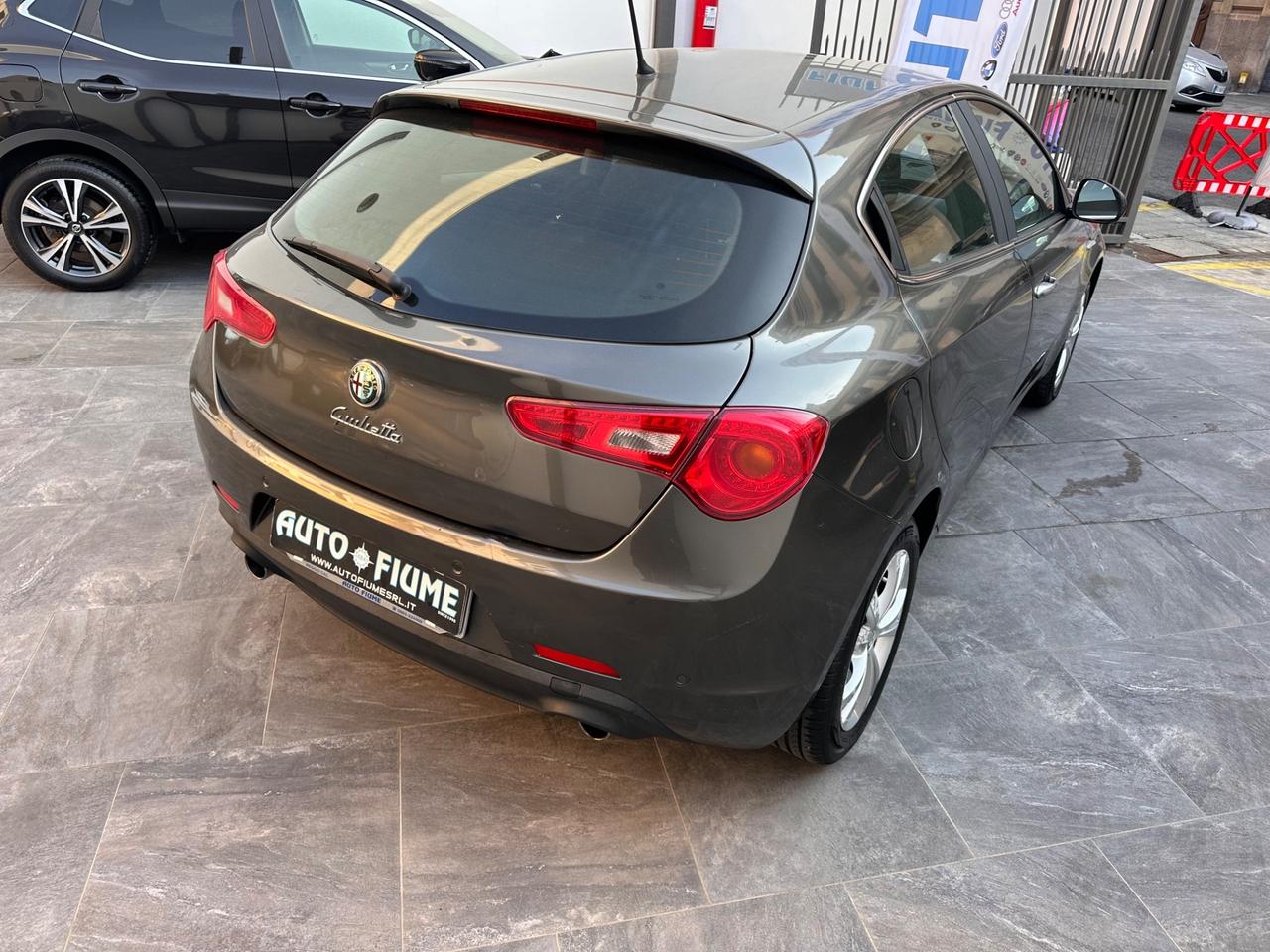 Alfa Romeo Giulietta 2.0 JTDm-2 140 CV Distinctive