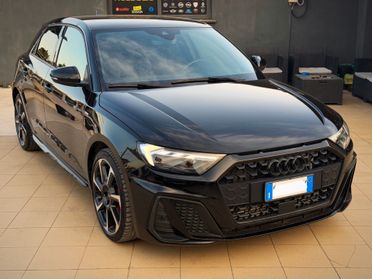 Audi A1 SPB 40 TFSI S tronic Identity Black Garanzia 12 Mesi