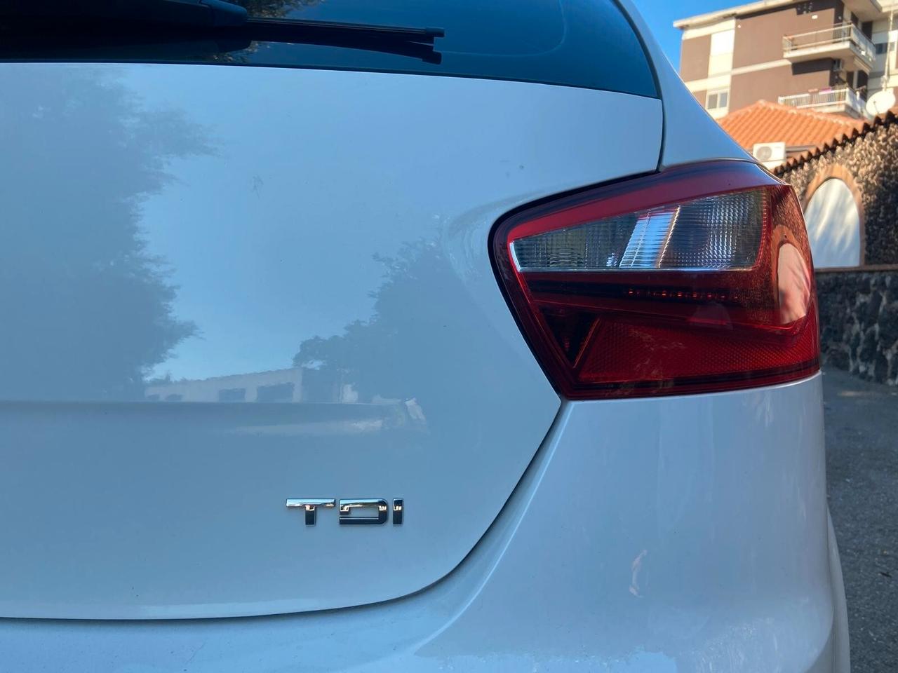 Seat Ibiza 1.4 TDI 90 CV CR 5p. Connect Grey