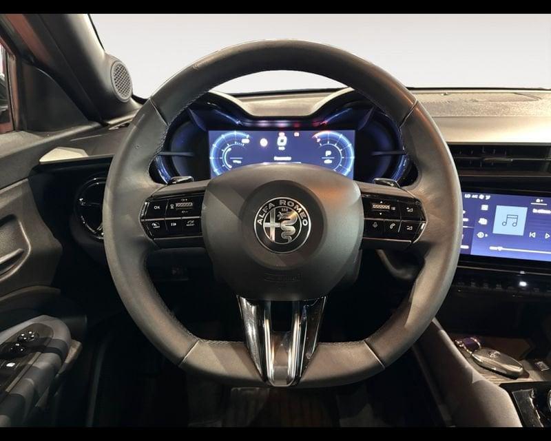 Alfa Romeo Junior 1.2 136 CV Hybrid eDCT6