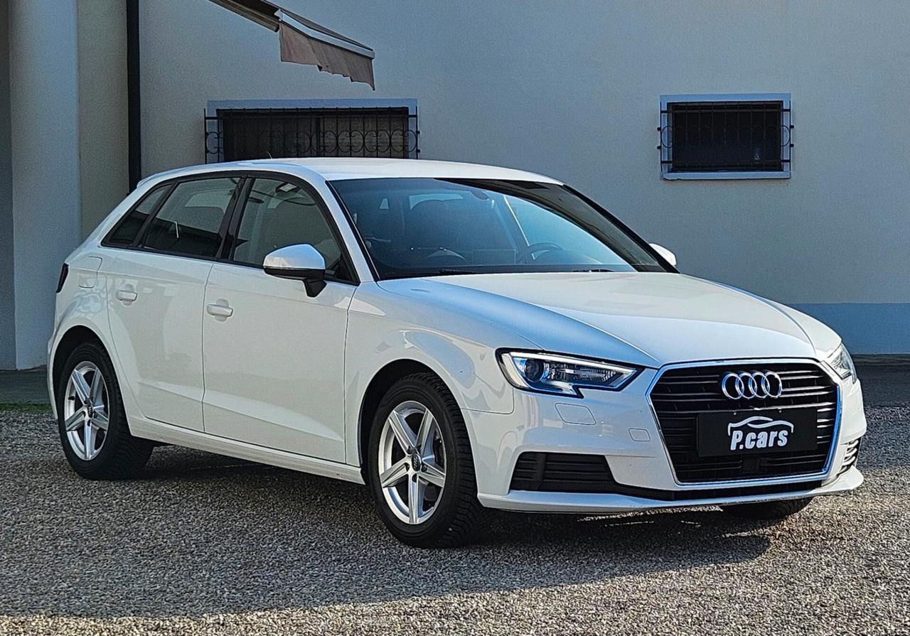 Audi A3 35 TFSI automatico